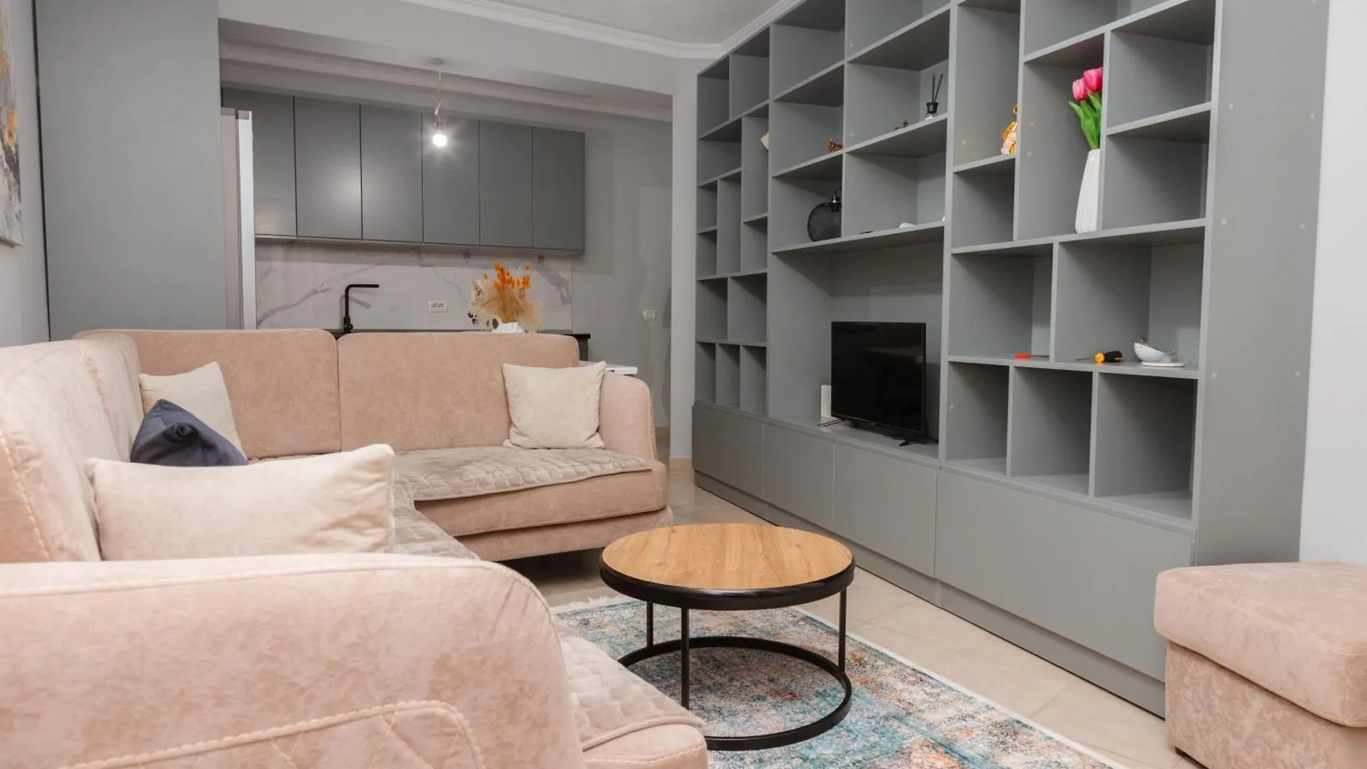 Urban Hideaway Apartment Tirana Albanien