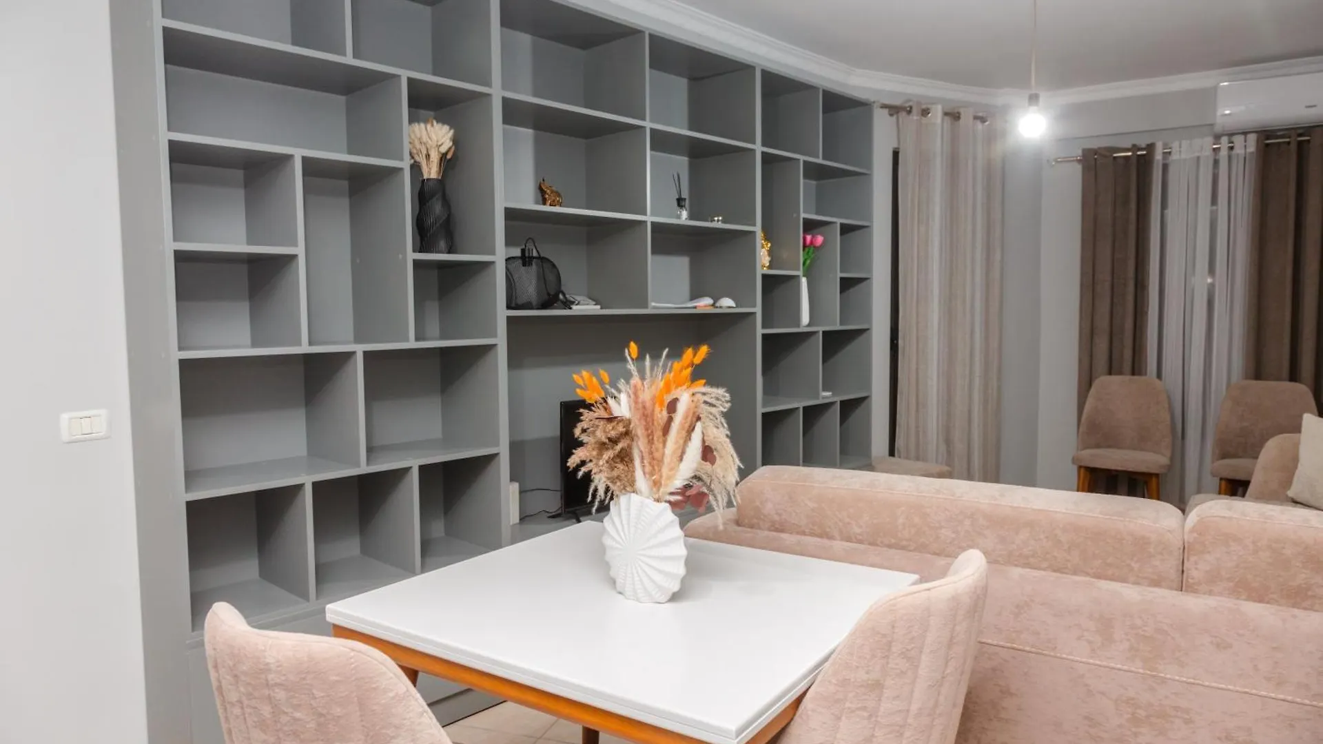 Urban Hideaway Apartment Tirana